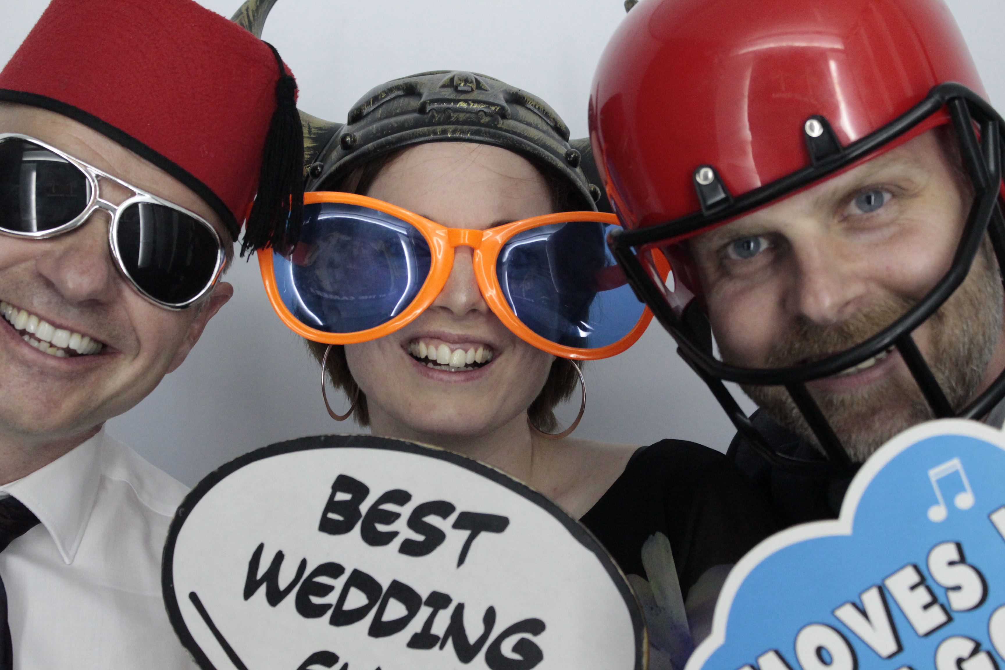 Jon and Sarah’s Wedding | View more photos from the event at gallery.myphotoboothexperience.co.uk/u/MyPhotoBoothExperienceLtd/Jon-and-Sarah’s-Wedding